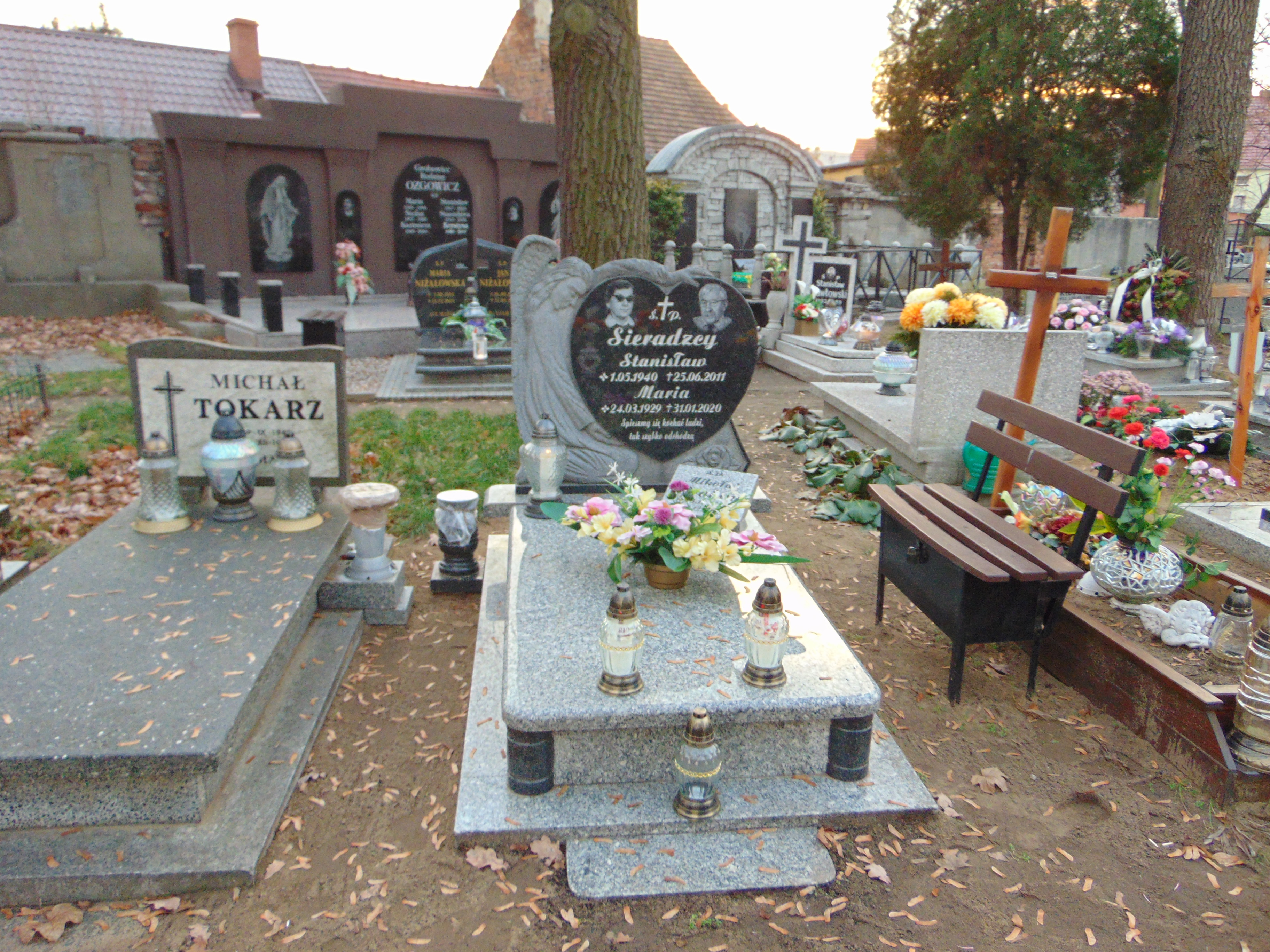 Grób MARIA SIERADZKA
