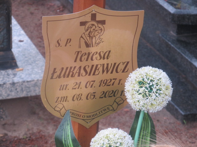 Teresa ŁUKASIEWICZ 1927 Nowa Sól - Grobonet - Wyszukiwarka osób pochowanych