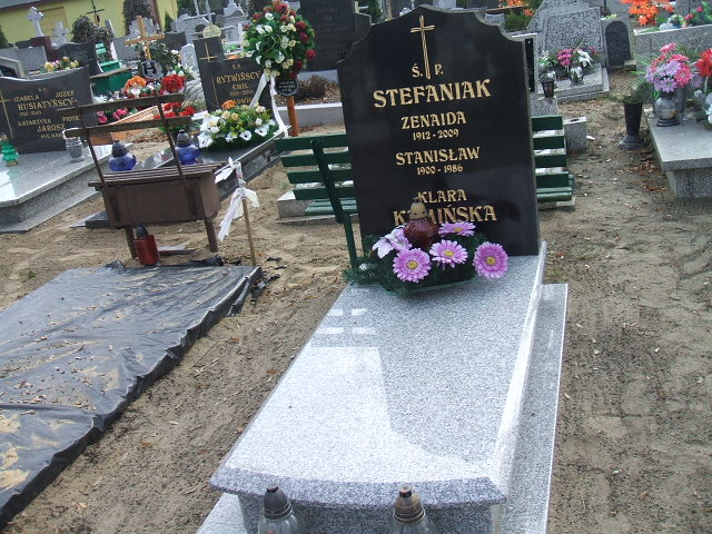 Grób Zenaida Stefaniak