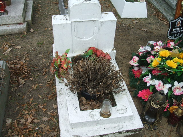 Mirosław Bartnicki 1963 Nowa Sól - Grobonet - Wyszukiwarka osób pochowanych