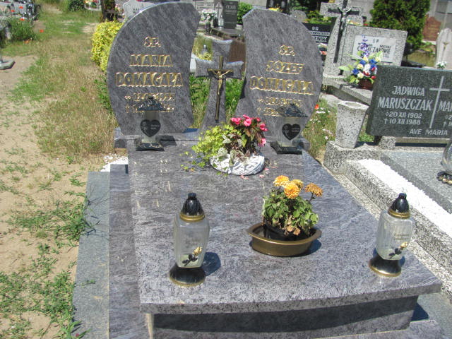 Grób MARIA DOMAGAŁA