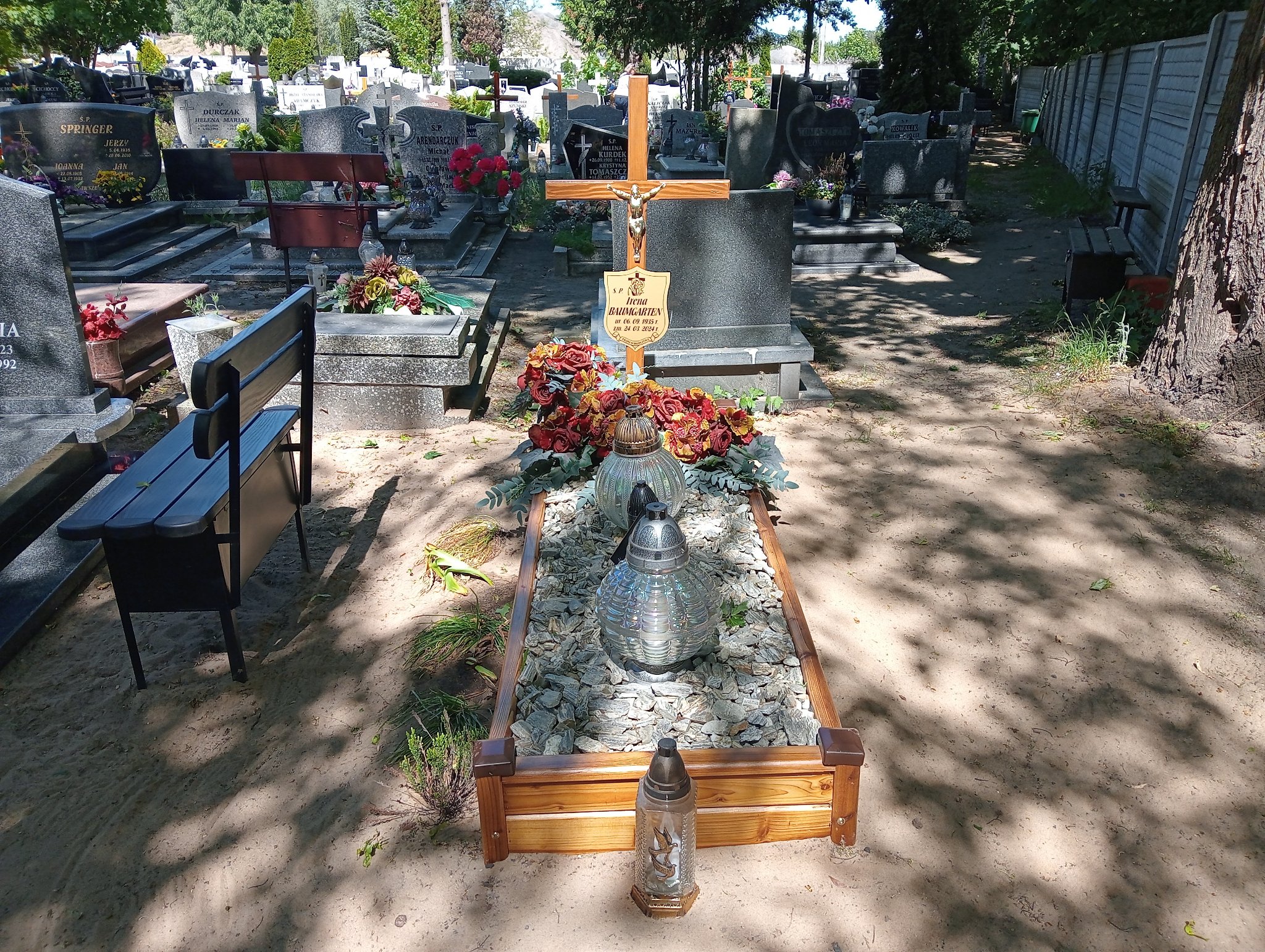Grób IRENA BAUMGARTEN