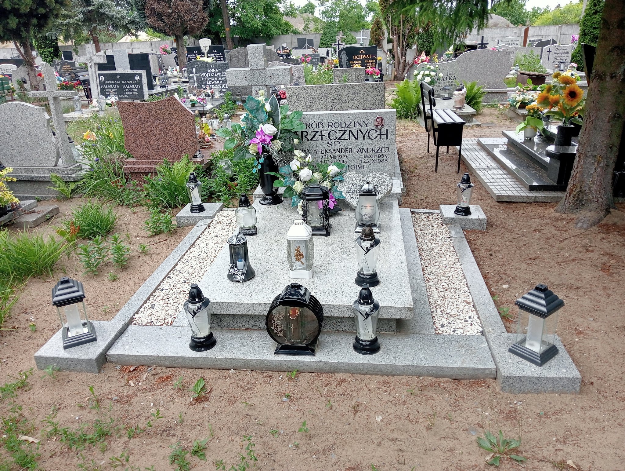 Grób KAZIMIERZ ZARZECZNY