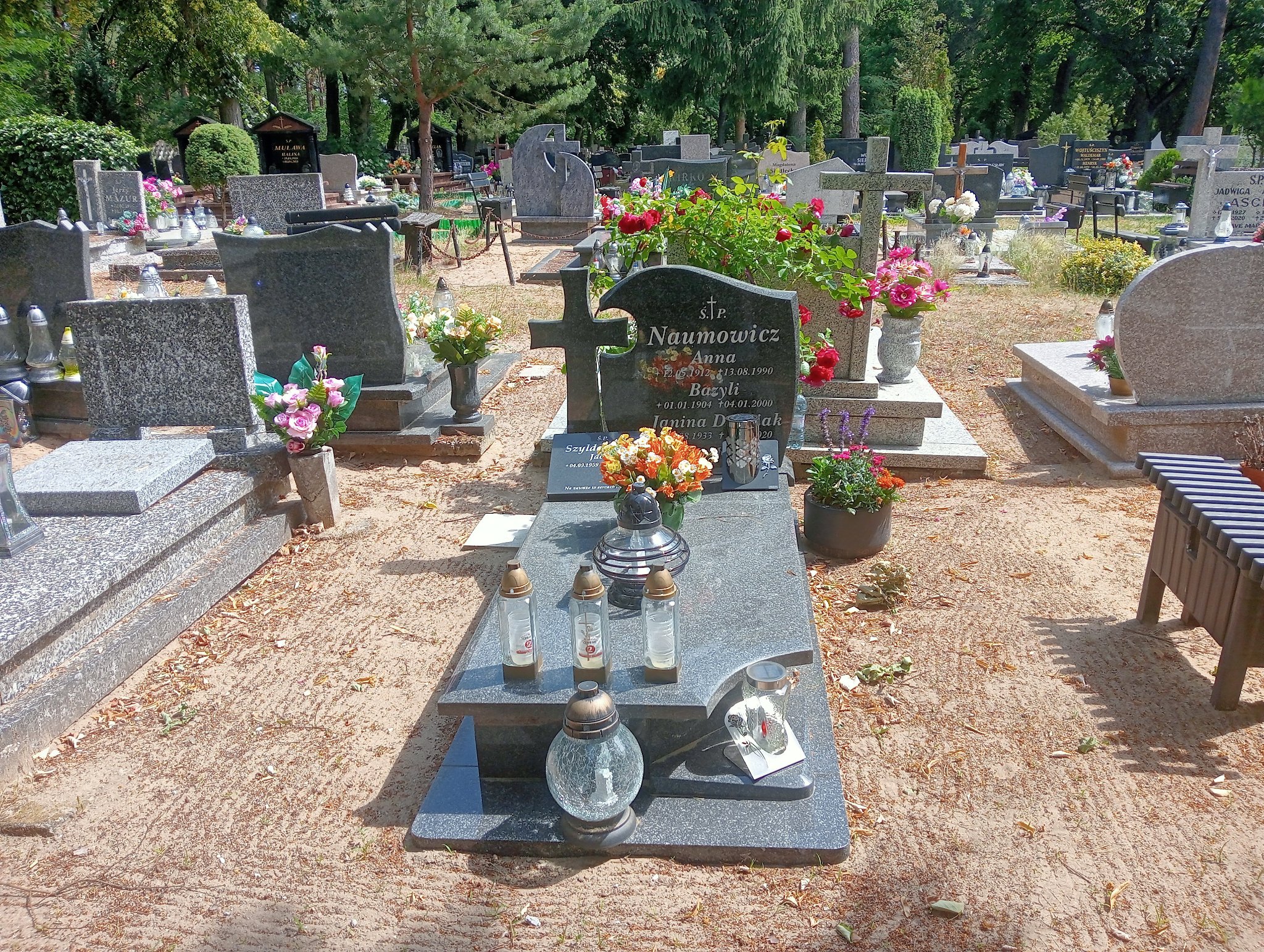 Grób Bazyli Naumowicz
