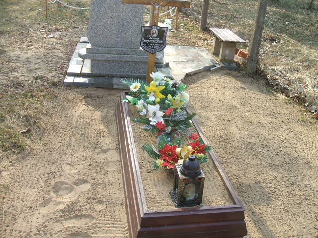 Grób Ryszard Wojtuściszyn