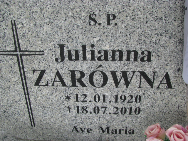 Grób Julianna Zarówna